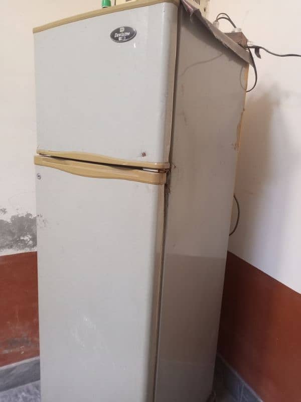 Dawlance Fridge for sale Ready to use 1