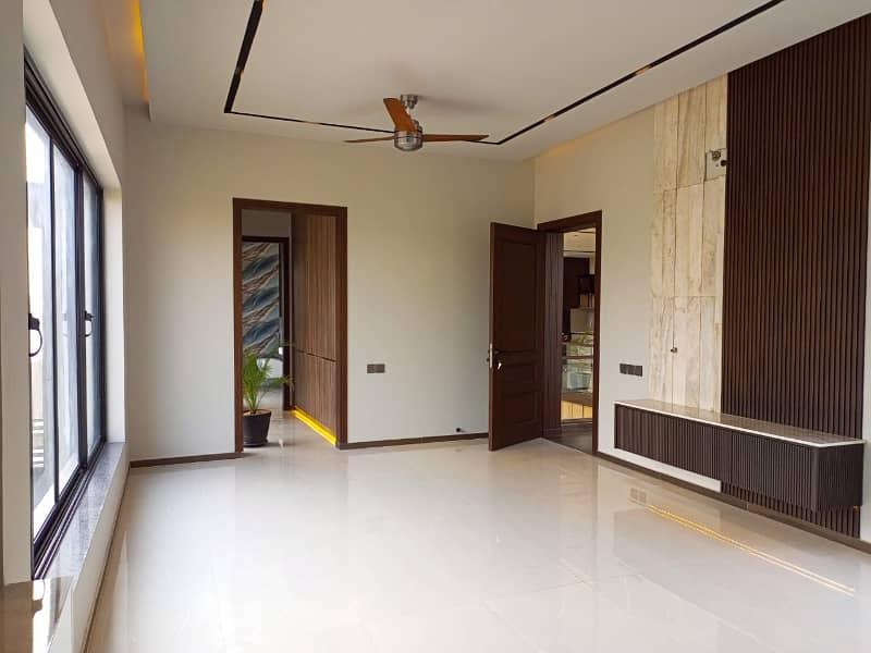 18.5 Marla very beautiful designer corner house , one unit 4 bedrooms with attached baths one drawing room 27