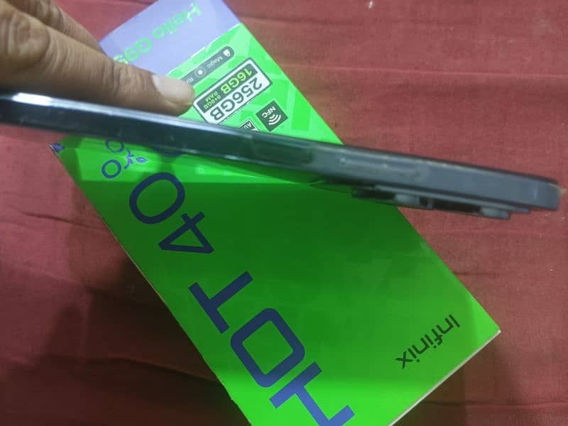 Infinix hot 40 pro  8 256 3