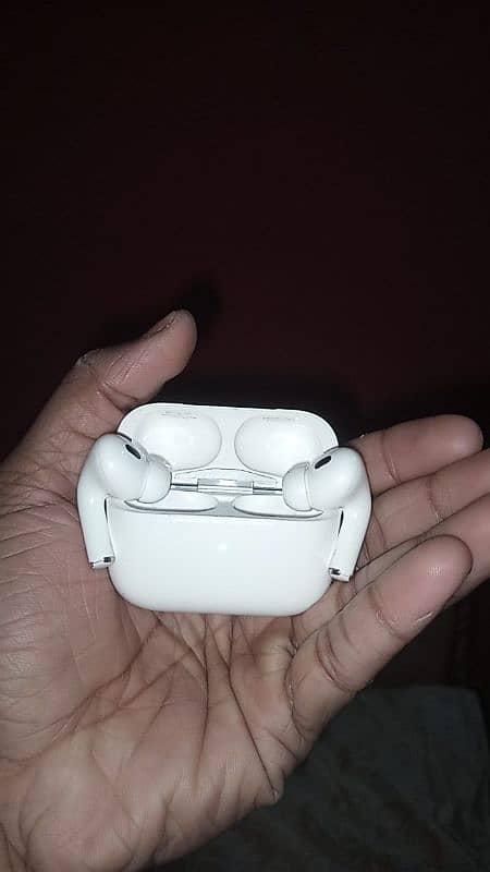 I am selling my ear buds pro 2 2