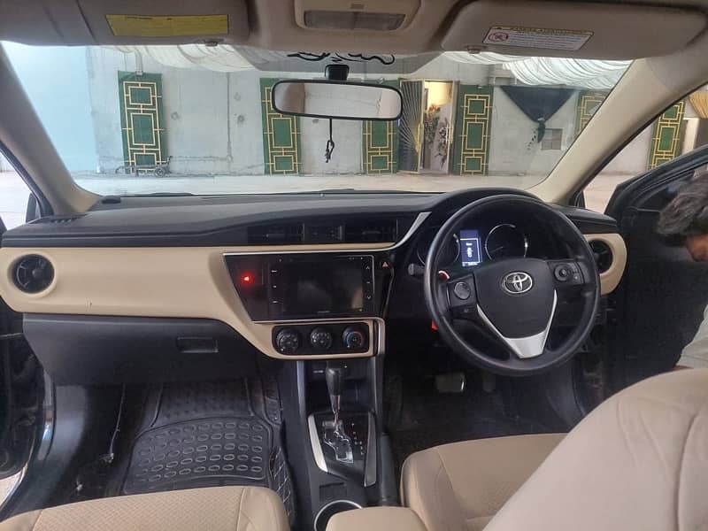 Toyota Corolla Altis 2018 4