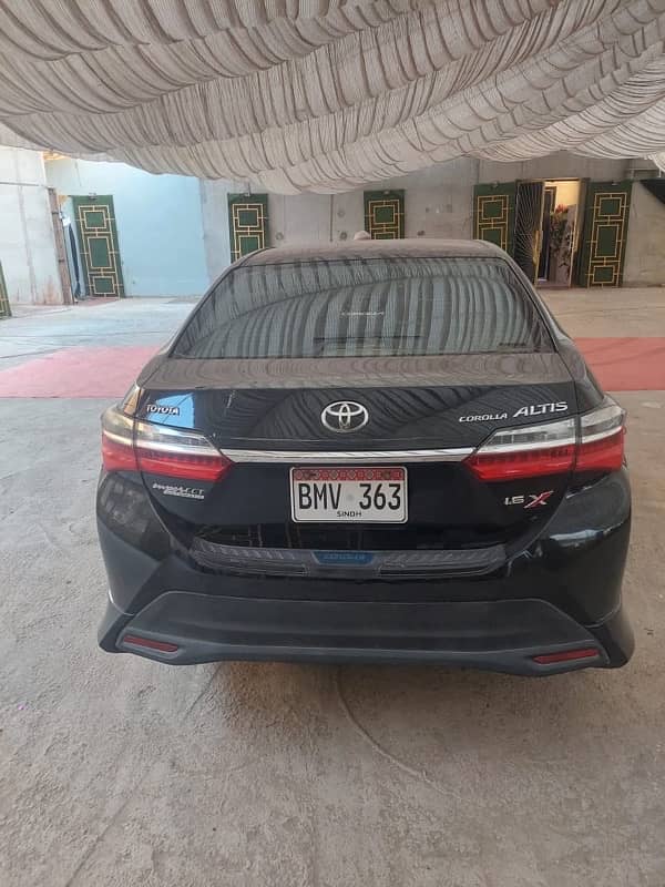 Toyota Corolla Altis 2018 6