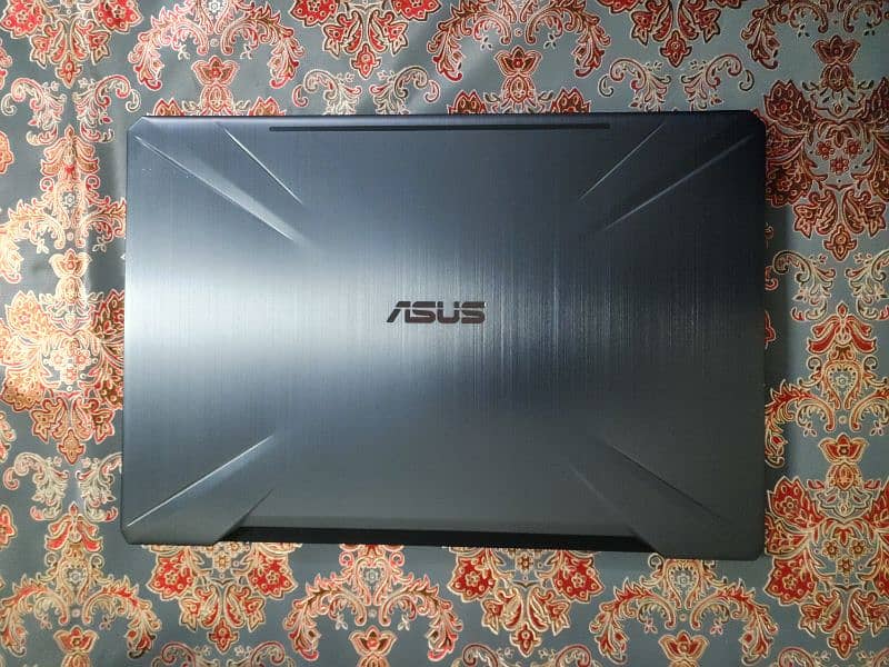 Asus Tuff 15 Ci7 8750H with 6GB Nvidia 120hz 5