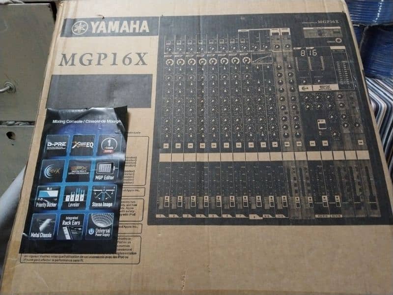 AUDIO MIXER YAMAHA 1