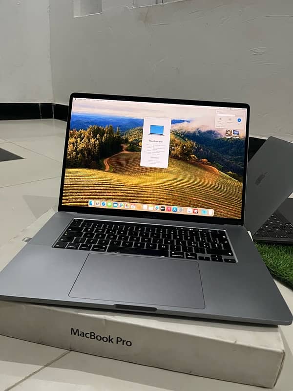 Apple MacBook Pro 2019 16”inch 32/1TB SSD Core i9 8Cores 9