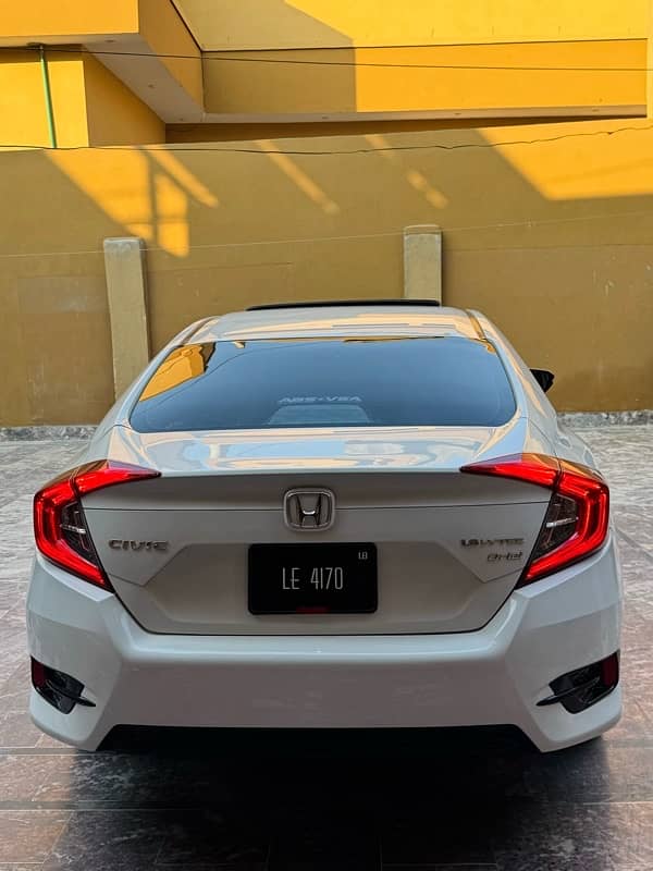 Honda Civic VTi Oriel Prosmatec 2017 home used car 3