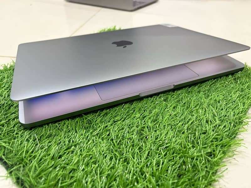 Apple MacBook Pro 2019 13”inch 16/512 Core i7 3