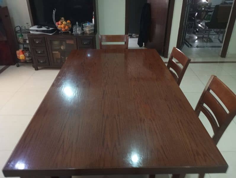 habit used dining table 3