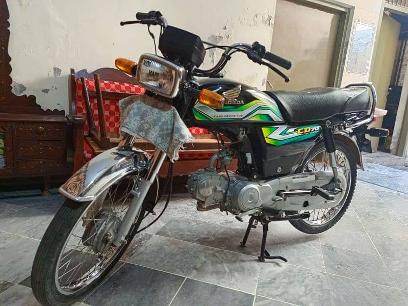 Honda CD70 8