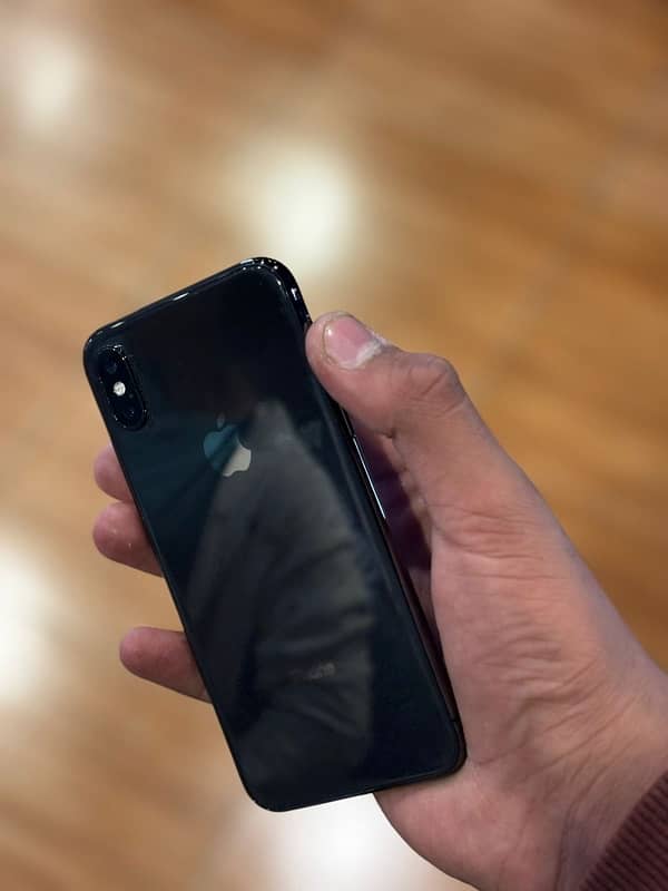 Iphone x 256gb pta approved excellent condition only camera shade 6