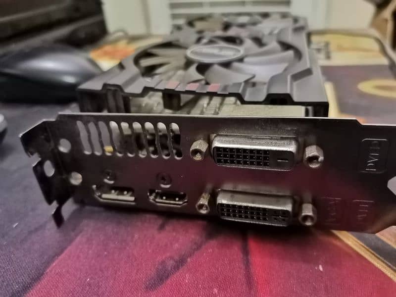 ASUS GTX 660 DirectCU II OC Edn 4