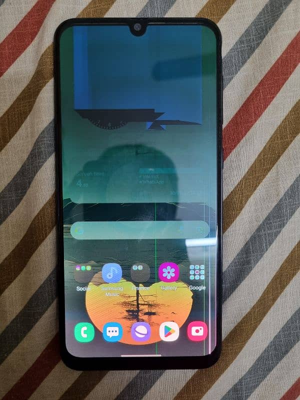 Samsung Galaxy A50 - 6/128 6