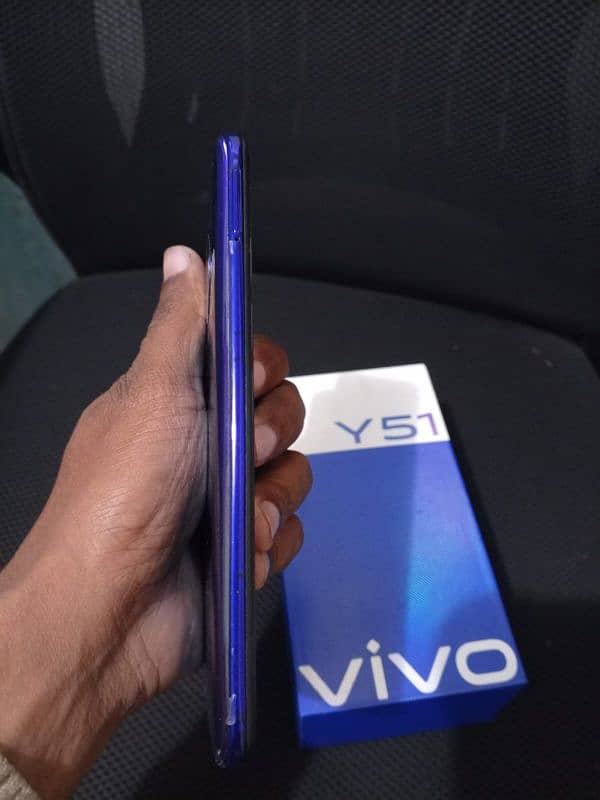 vivo y51 official PTA approved lush condition 4/128 gb 5