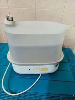 Tommee Tippee Electric steam sterilizer