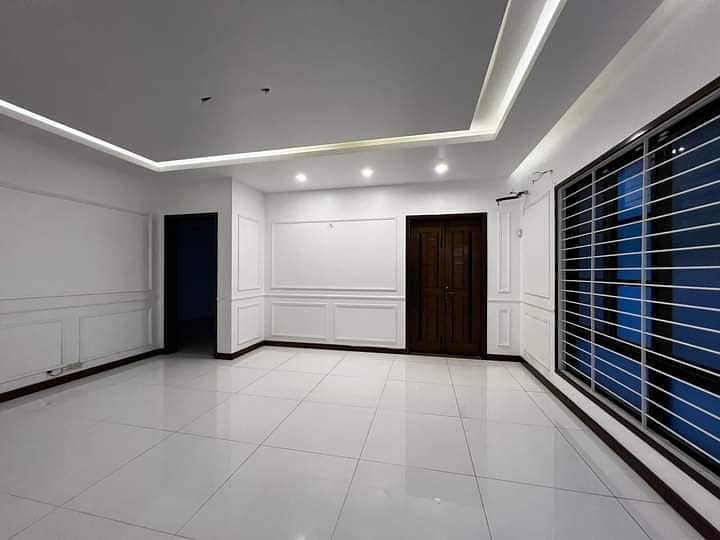 Independent House For Commercial Use In Gulshan Iqbal 2