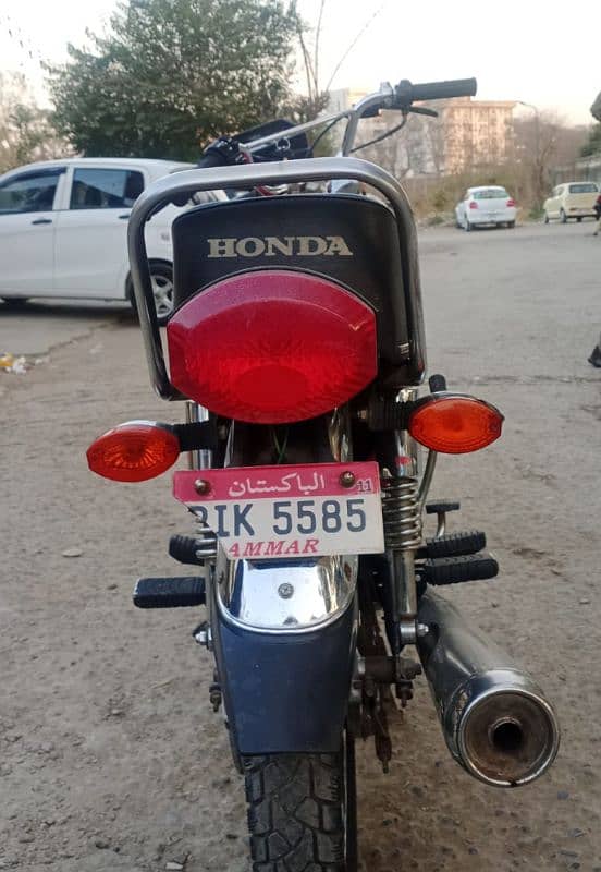 Honda 125 Model 2011 3