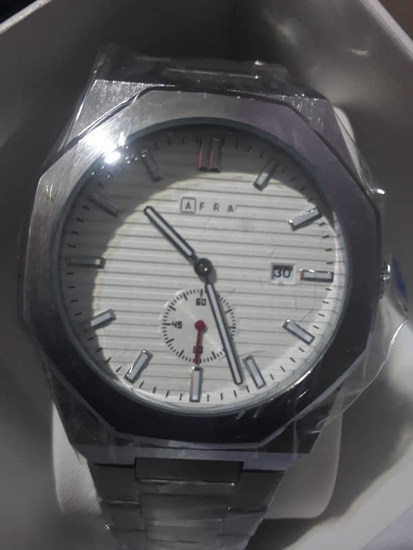 AFRA WATCH BRANDED NEW IMPORT FROM UAE STAINLESS STEEL WITH BOX PAKCK 2