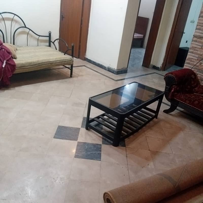 10 Marla separate entrance Available For Rent 5