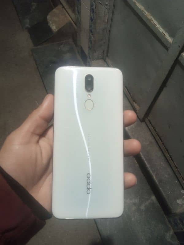 Oppo f11 8.256 urgent sale 5