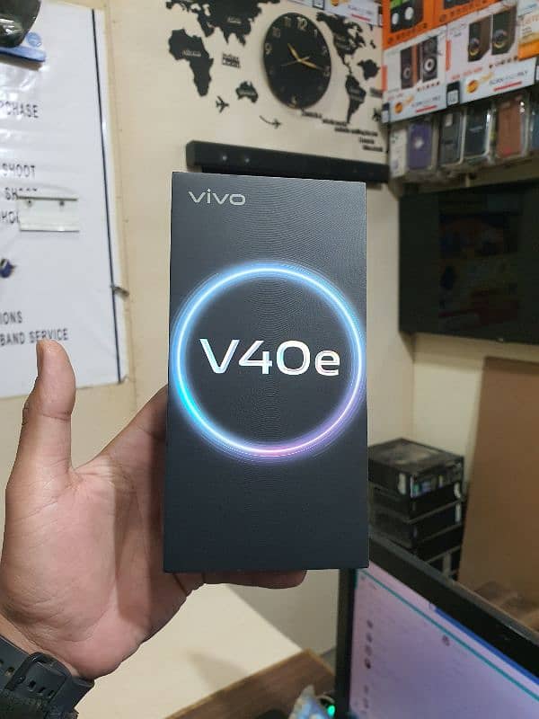 Vivo V40e 3