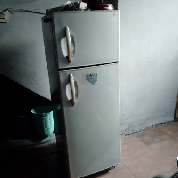 Refrigerator for sale 3