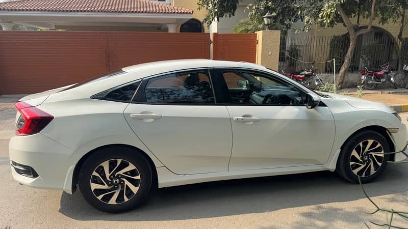 Honda Civic Oriel 18/20 10