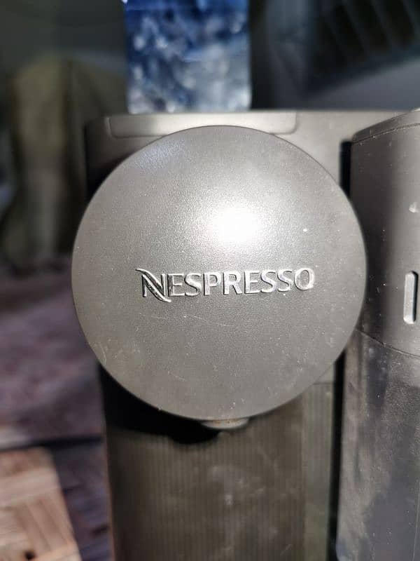 Nespresso Machine Urjent Sale 7