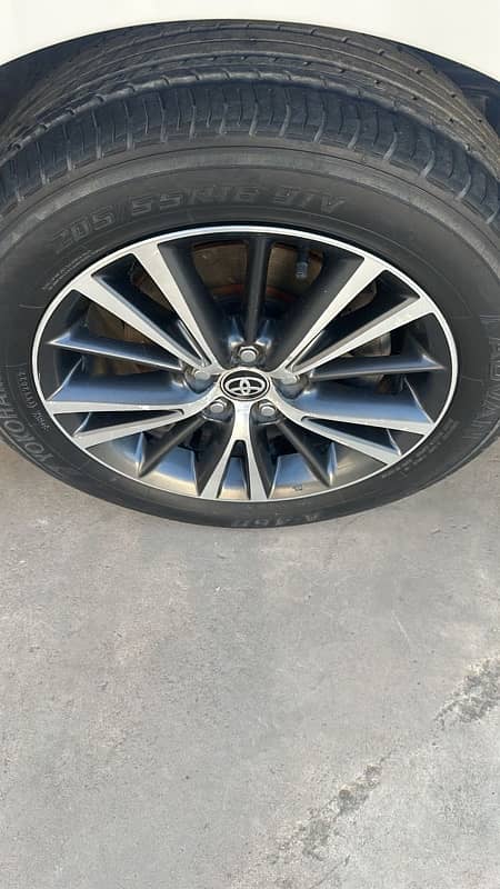 Toyota Altis Grande 2019 1