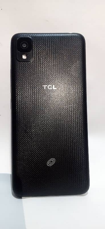 TCL mobile 8