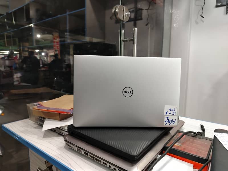 Dell XPS 13 9305 used in good condition 1