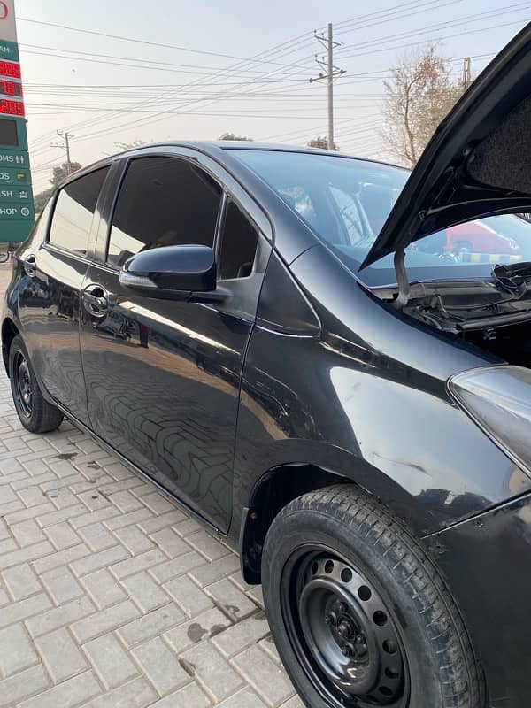 Toyota Vitz 2018 1