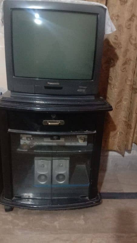 TV with trolley and cd players with speaker 0