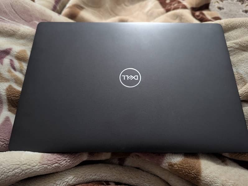 Dell latitude 5300 Core i5 8th generation 1