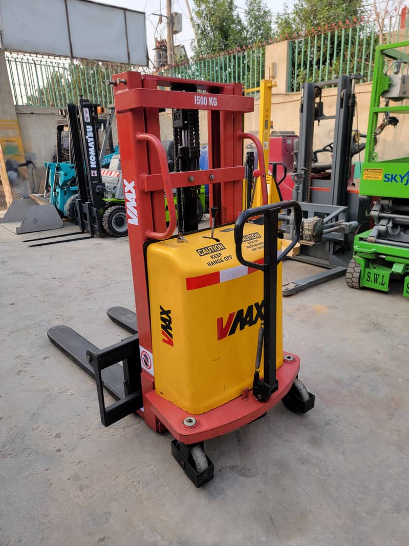 1.5 Ton Semi Electric Pallet Stacker Lifter Forklift for Sale in KHI 19