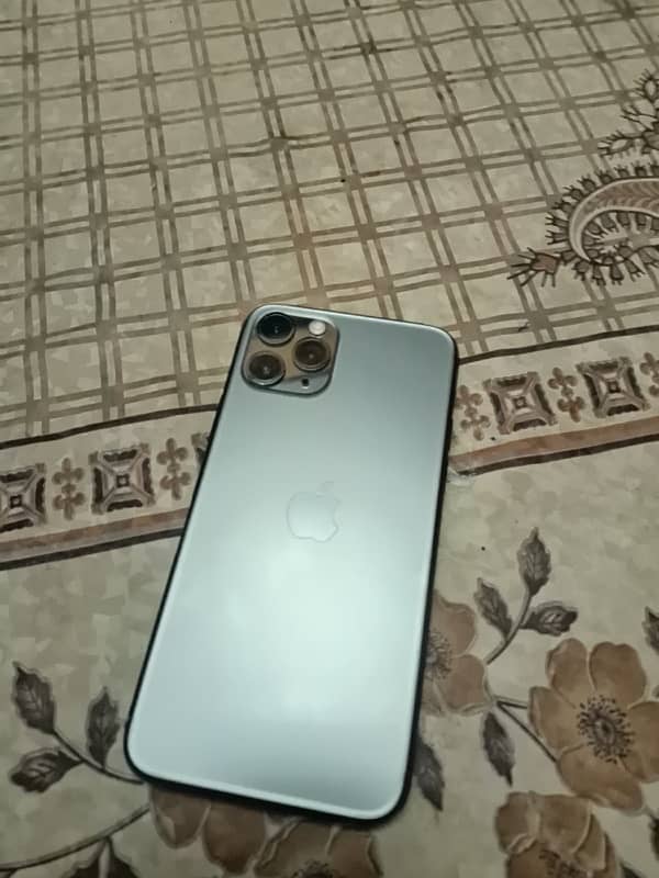 iphone 11 pro 1