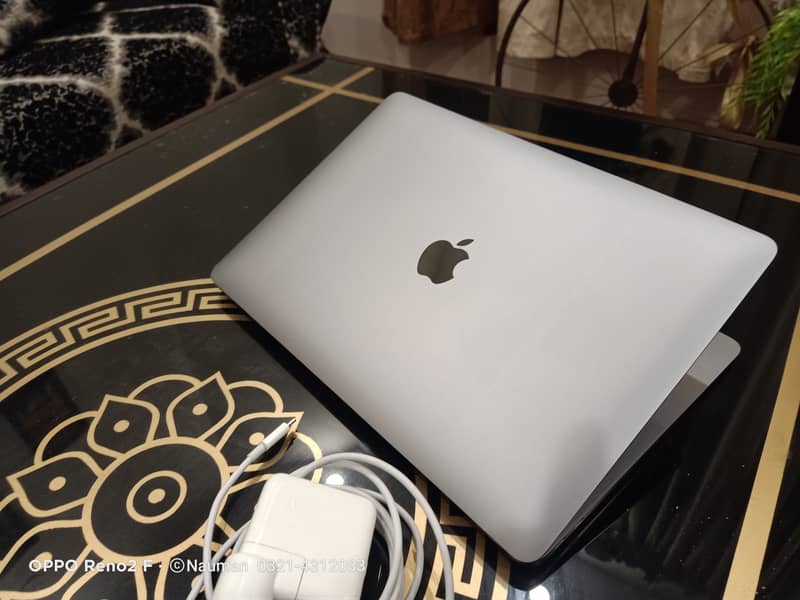 Apple Laptop Macbook Air M1 2020,13 Inches, 256GB SSD, 8GB Ram 2