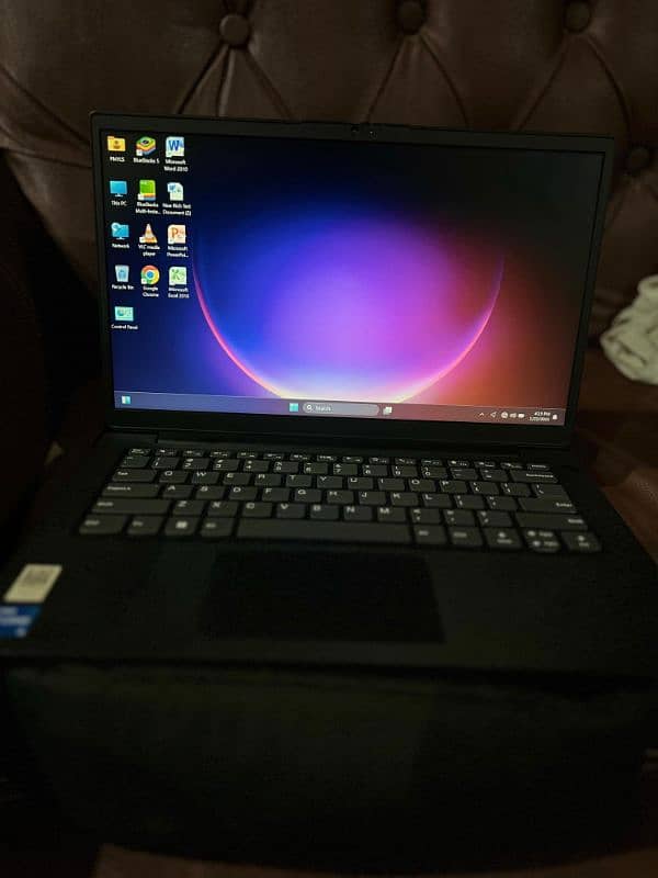 Lenovo V14 G3 Core i5 12th Gen, 8GB, 256GB NVME, 14″ FHD LED 4