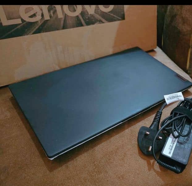 Lenovo V14 G3 Core i5 12th Gen, 8GB, 256GB NVME, 14″ FHD LED 8