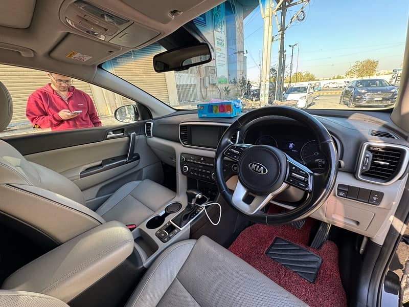 KIA Sportage 2019 13