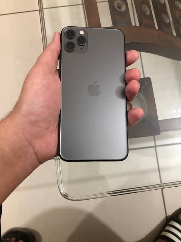 iPhone 11 Pro Max non-PTA FU 0