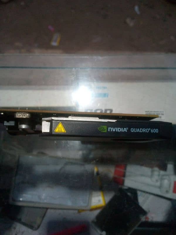 Nvidia Quadro K600  1 GB Graphics 4