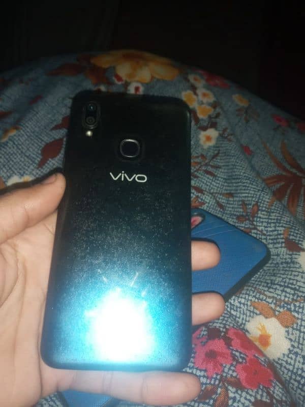 vivo y93 official PTA with box 32,gb3gb 1