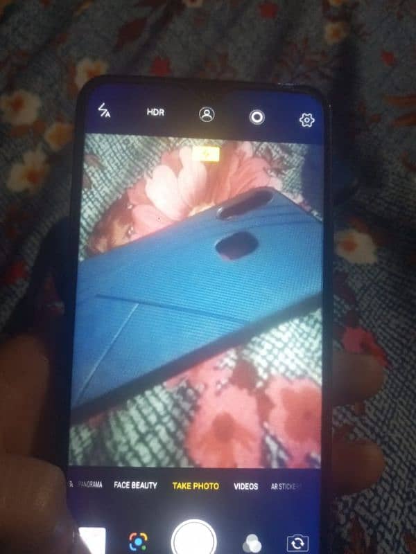 vivo y93 official PTA with box 32,gb3gb 9