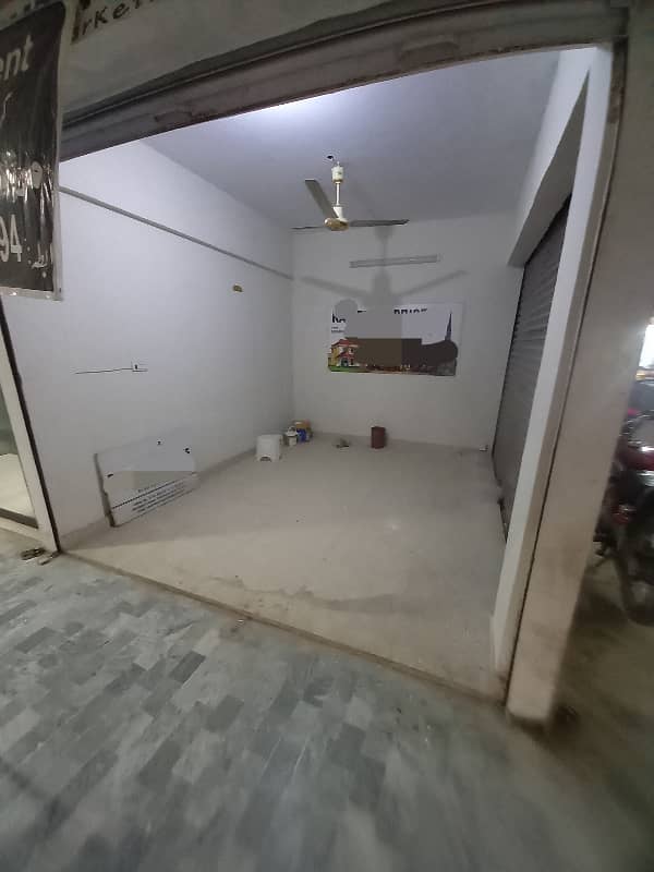 GULSHAN E IQBAL VIP BLOCK-7 CORNER SHOP FOR RENT 2