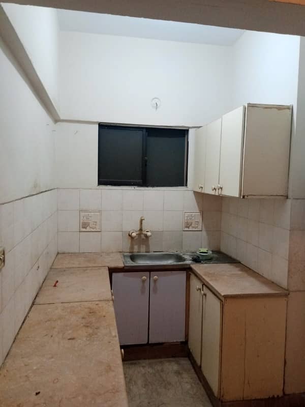 2 BED LOUNGE FLAT FOR SELL IN GULSHAN BLK-7 5