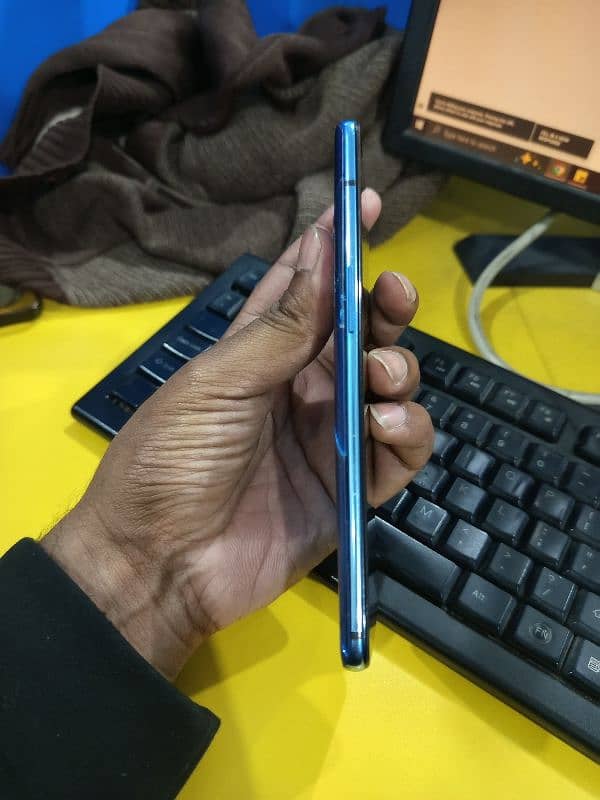 one plus 7t 5