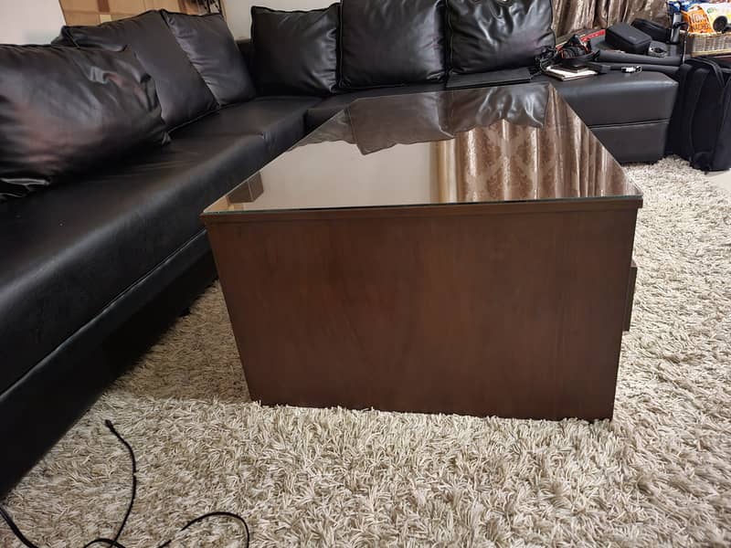 Center table with hidden compartment. 4