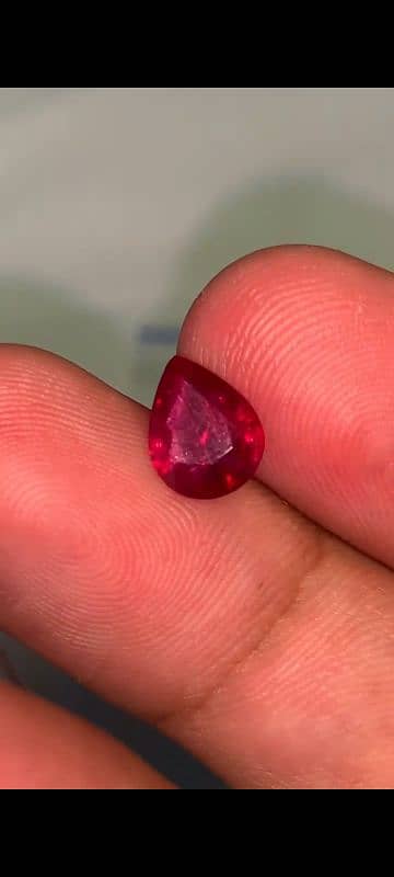 Certified Vibrant colour Natural Ruby Stunning Gem 3