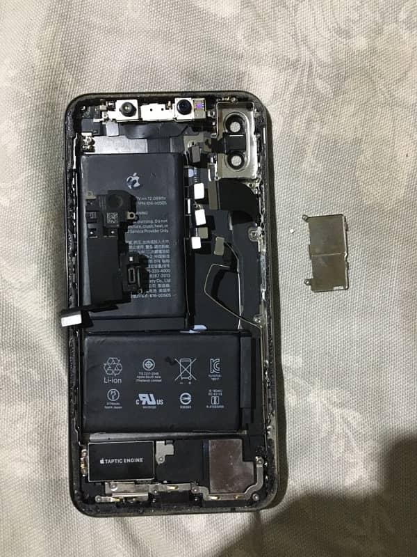 IPhone XS MAX Parts 2