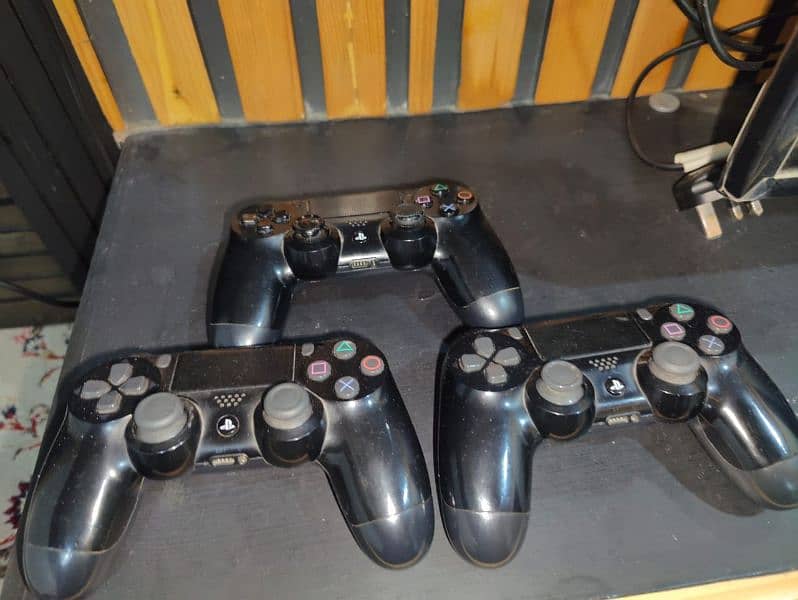 PS4 controller in best price 1